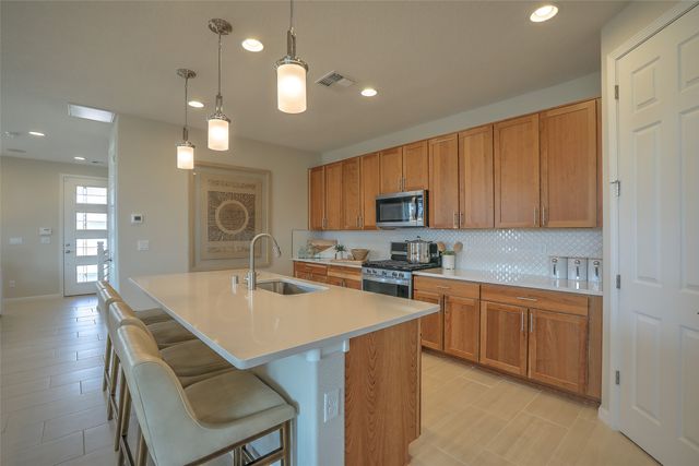 4628 Rail Runner Road, Santa Fe, NM 87507