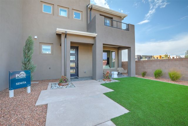 4628 Rail Runner Road, Santa Fe, NM 87507