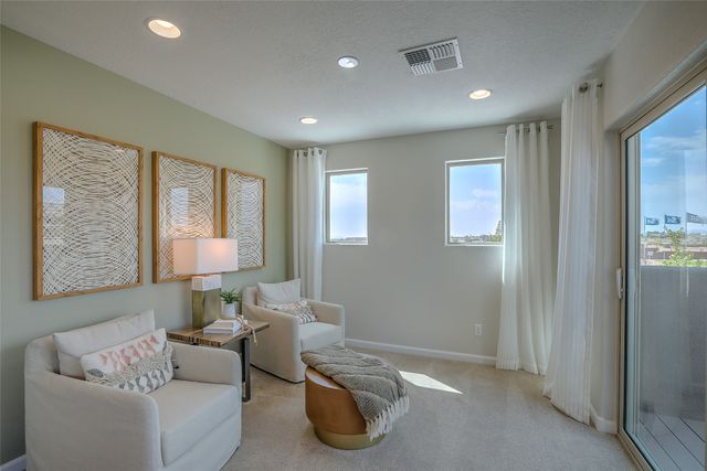 4628 Rail Runner Road, Santa Fe, NM 87507
