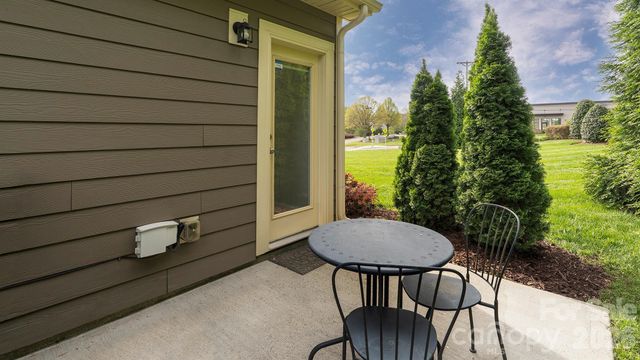 108 Damsire Court, Mooresville, NC 28115