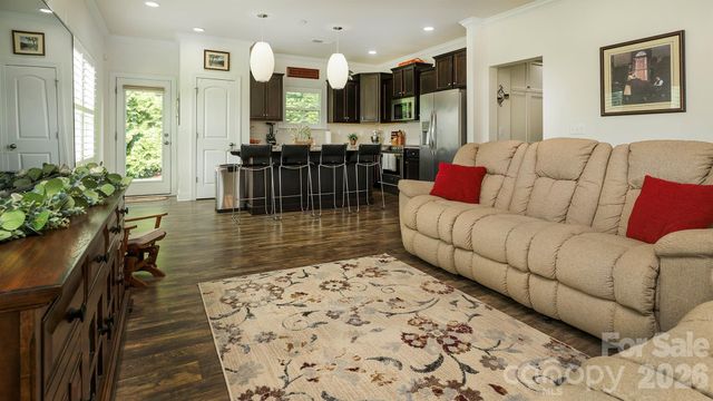 108 Damsire Court, Mooresville, NC 28115