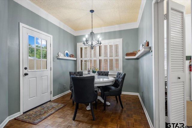 5911 Foxcroft RD, Tyler, TX 75703