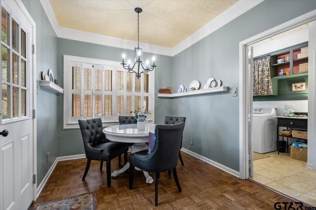 5911 Foxcroft RD, Tyler, TX 75703