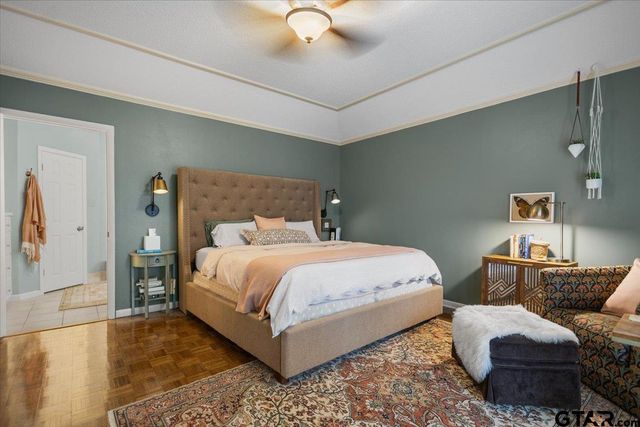 5911 Foxcroft RD, Tyler, TX 75703