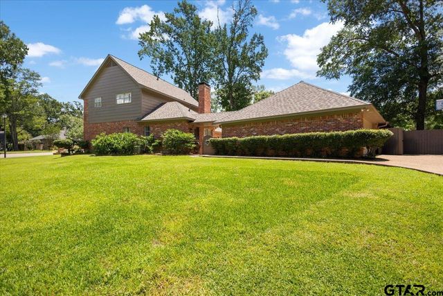 5911 Foxcroft RD, Tyler, TX 75703