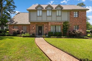 5911 Foxcroft RD, Tyler, TX 75703