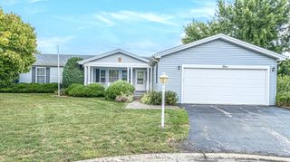 9 Derby Court, Grayslake, IL 60030