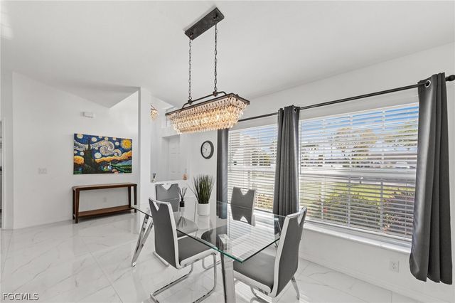 126 SE 15th PL, Cape Coral, FL 33990