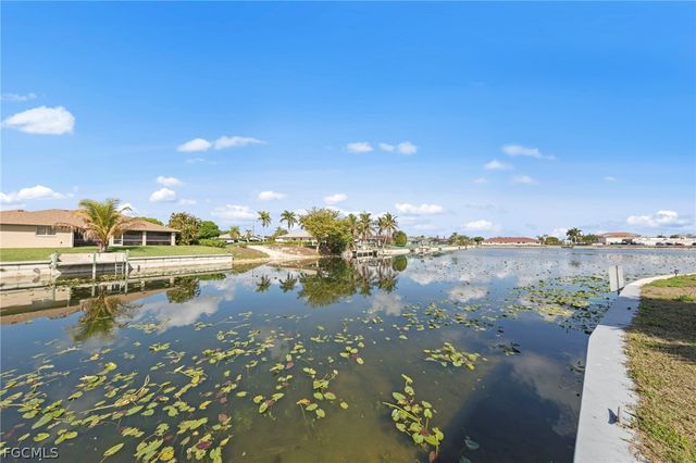 126 SE 15th PL, Cape Coral, FL 33990