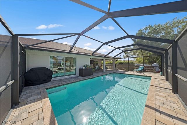 126 SE 15th PL, Cape Coral, FL 33990