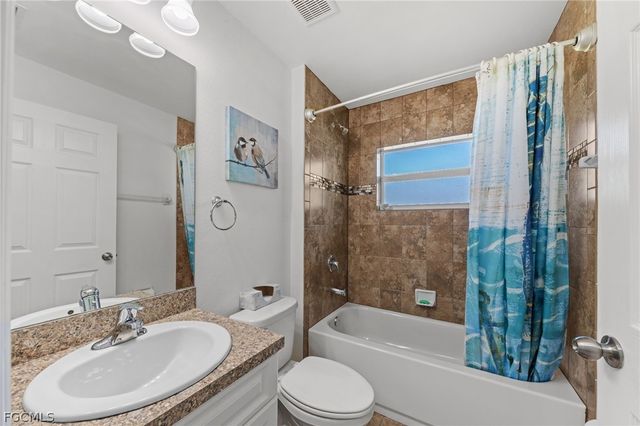 126 SE 15th PL, Cape Coral, FL 33990