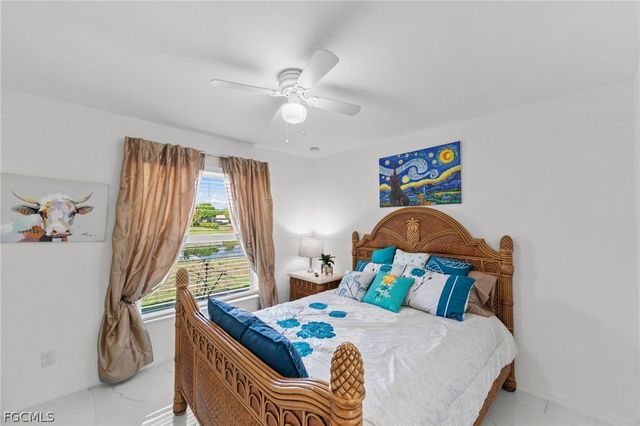 126 SE 15th PL, Cape Coral, FL 33990