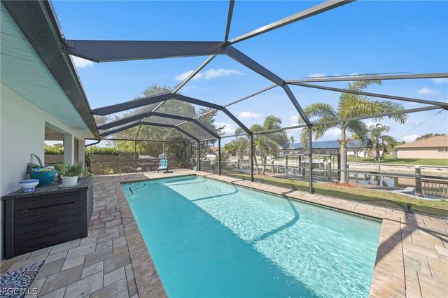 126 SE 15th PL, Cape Coral, FL 33990