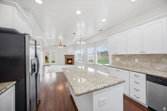 324 N IRONSIDE WAY, Farmington, UT 84025