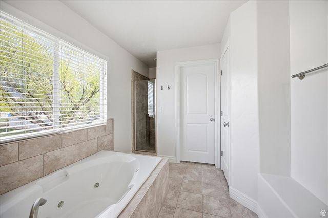 324 N IRONSIDE WAY, Farmington, UT 84025