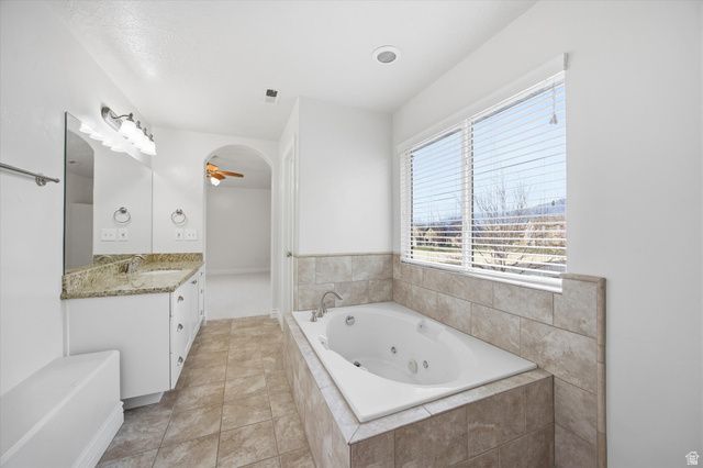 324 N IRONSIDE WAY, Farmington, UT 84025