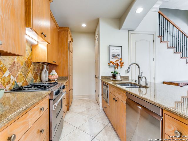 7897 Broadway Unit 1001, San Antonio, TX 78209