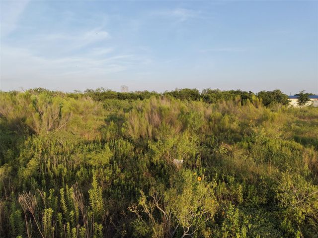 232 E Ridge LN, Kyle, TX 78640