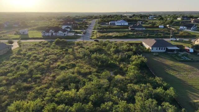 232 E Ridge LN, Kyle, TX 78640