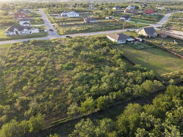232 E Ridge LN, Kyle, TX 78640