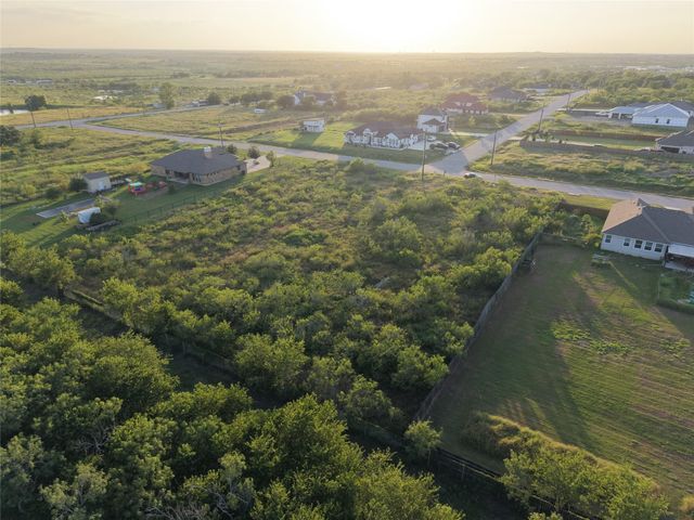232 E Ridge LN, Kyle, TX 78640