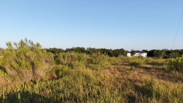232 E Ridge LN, Kyle, TX 78640