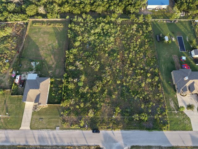 232 E Ridge LN, Kyle, TX 78640