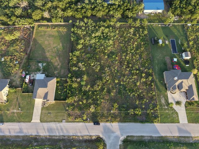 232 E Ridge LN, Kyle, TX 78640
