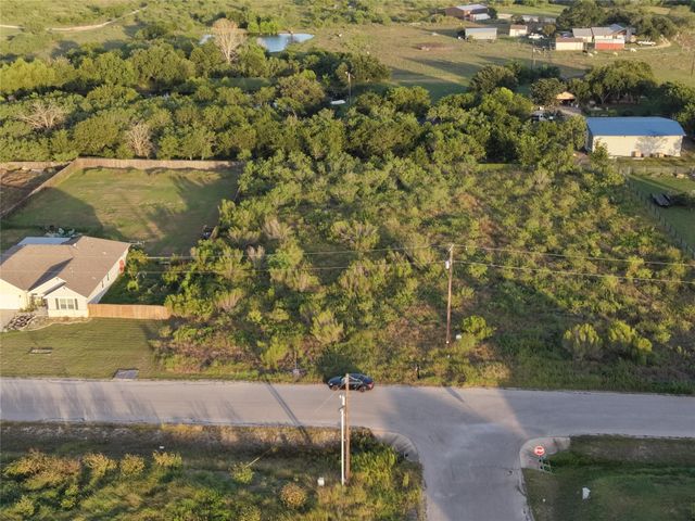 232 E Ridge LN, Kyle, TX 78640