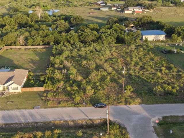 232 E Ridge LN, Kyle, TX 78640