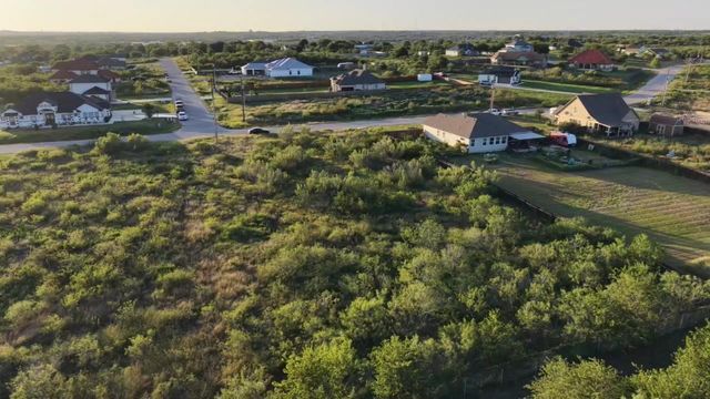 232 E Ridge LN, Kyle, TX 78640