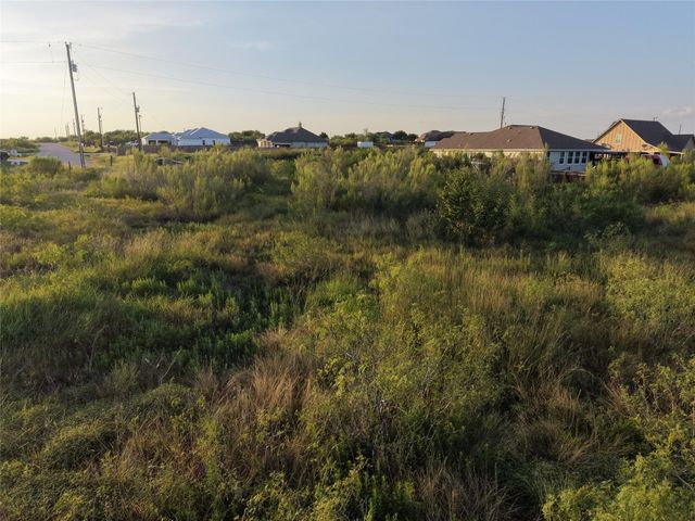 232 E Ridge LN, Kyle, TX 78640
