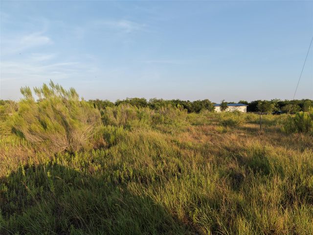 232 E Ridge LN, Kyle, TX 78640