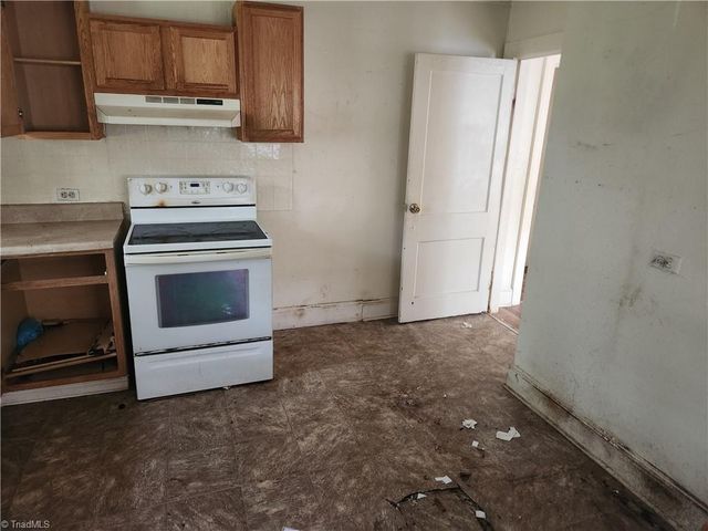 2709 Eastwood Drive, Winston-salem, NC 27107