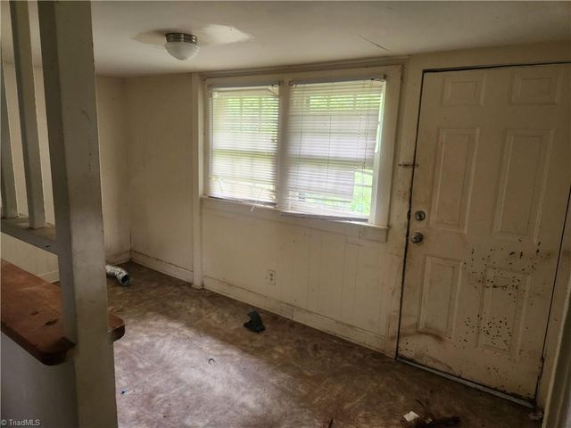 2709 Eastwood Drive, Winston-salem, NC 27107