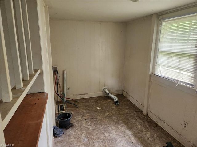 2709 Eastwood Drive, Winston-salem, NC 27107