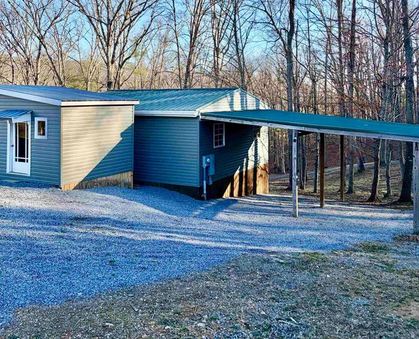 341 BUTTERCUP DR, Mathias, WV 26812
