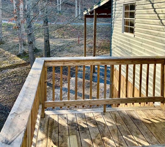 341 BUTTERCUP DR, Mathias, WV 26812