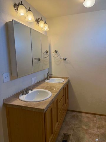 11452 E 34 St, Yuma, AZ 85367