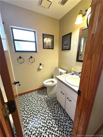 608 SE Dean Terrace, Port St. Lucie, Port St Lucie, FL 34984