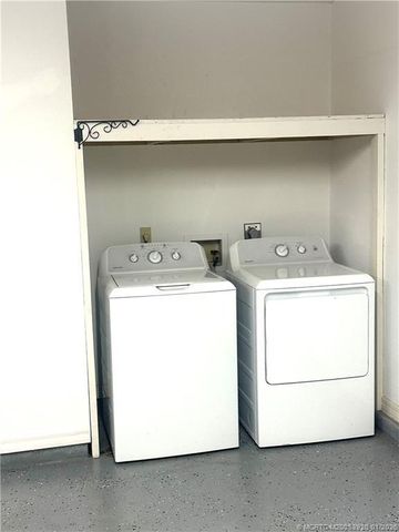 608 SE Dean Terrace, Port St. Lucie, Port St Lucie, FL 34984