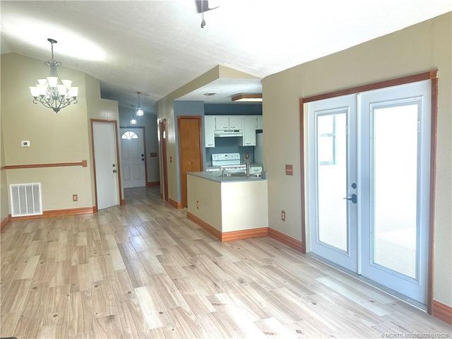 608 SE Dean Terrace, Port St. Lucie, Port St Lucie, FL 34984