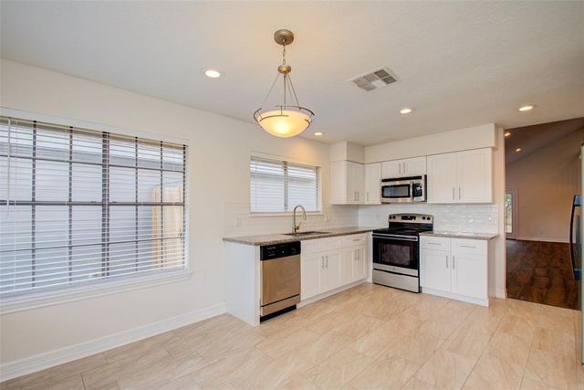 19730 Coppervine Lane, Houston, TX 77084