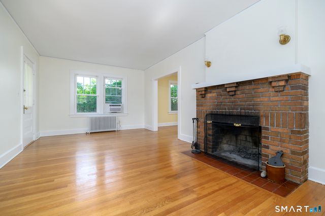 16 Vine Road, Stamford, CT 06905