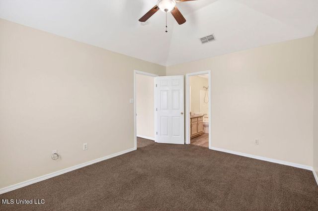 10617 Maple Street, Ocean Springs, MS 39565