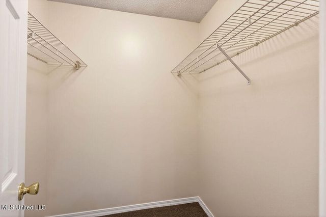 10617 Maple Street, Ocean Springs, MS 39565