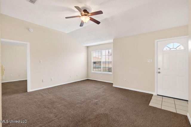 10617 Maple Street, Ocean Springs, MS 39565