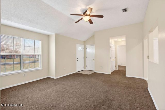 10617 Maple Street, Ocean Springs, MS 39565