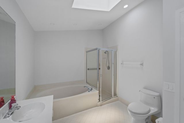 22586 Esplanada Drive, Boca Raton, FL 33433