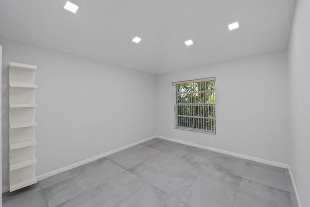 22586 Esplanada Drive, Boca Raton, FL 33433